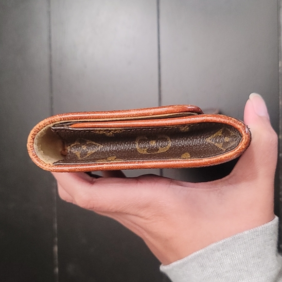 ❣️SALE Louis Vuitton Twin GM - Picture 4 of 16